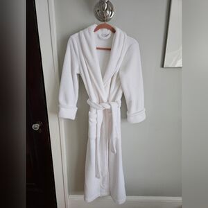 EUC Charter Club Women's White Plush Fleece Long Robe Size Small